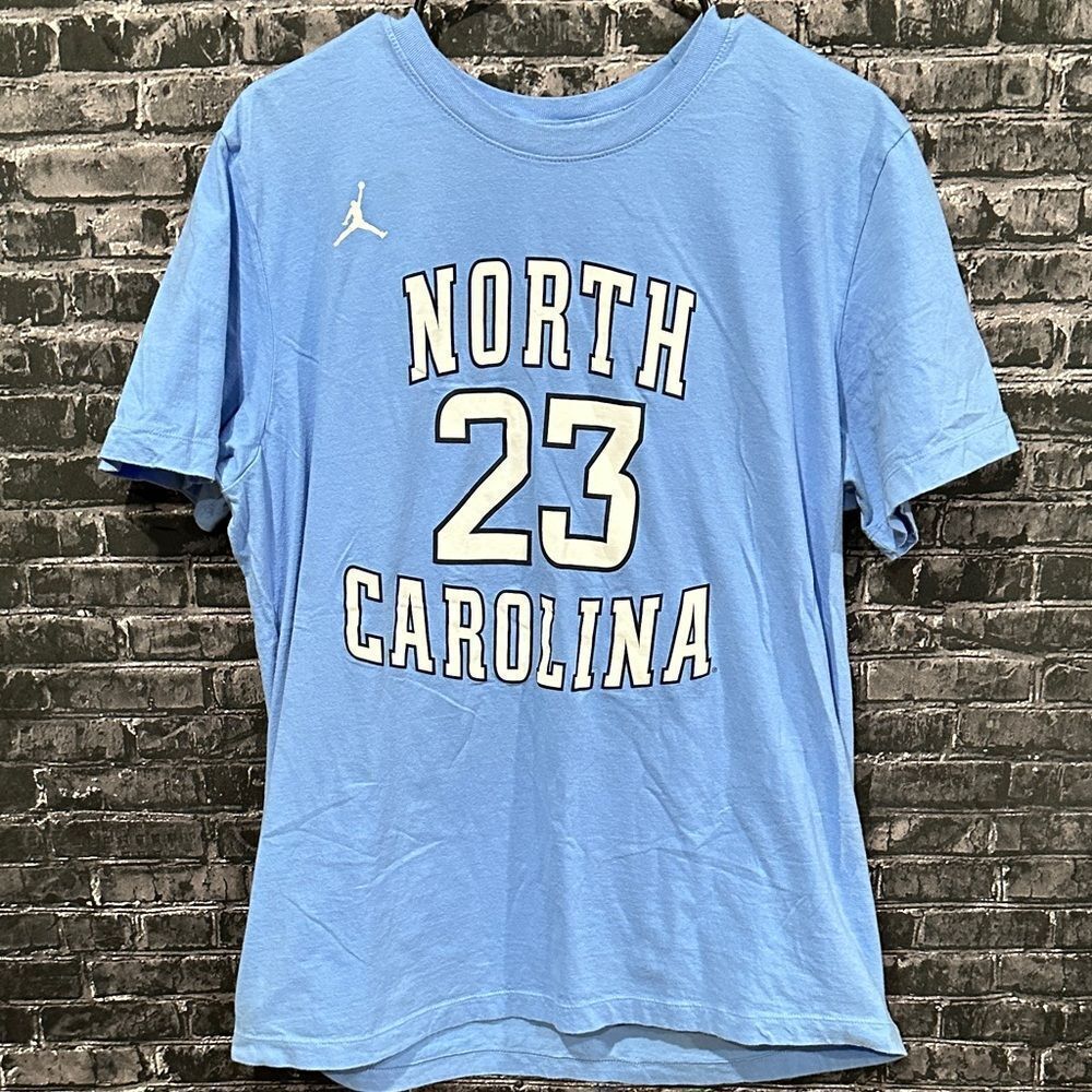 Jordan Men's North Carolina Tar Heels #23 T-Shirt.